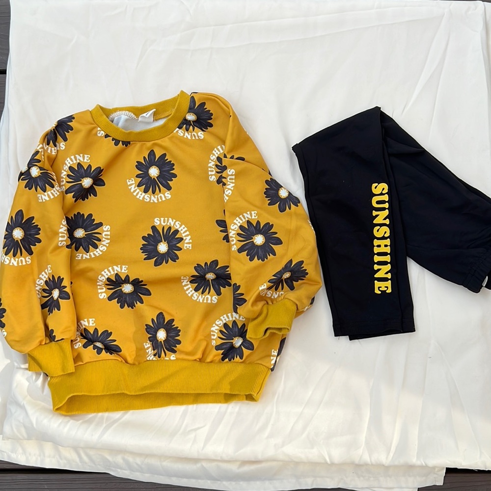 Girls 3 Sweatshirt Outfits